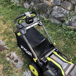 Ryobi Lawnmower Self propelled