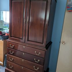 Lexington Furniture dresser
