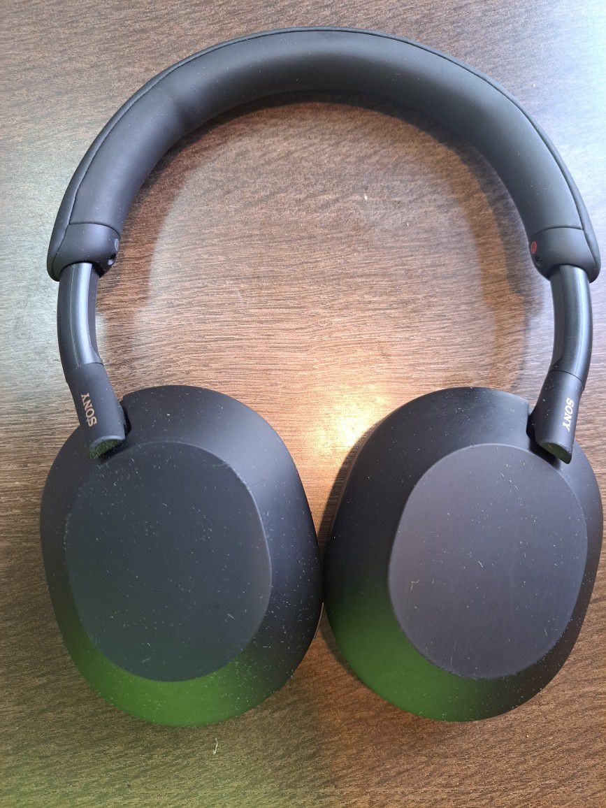 Sony WH1000XM5 Wireless Noise Canceling Headphones 