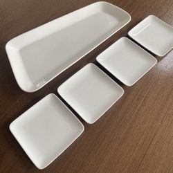 Asymmetric Crate& Barrel White Porcelain Geometric Shaped Tray  16"-5"-13'-7"  