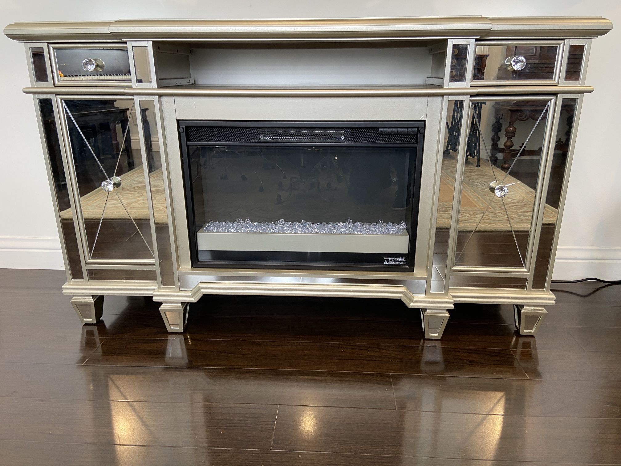 TV Stand/Entertainment Center With Electronic Fireplace