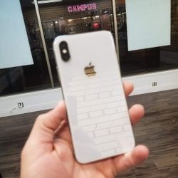 iphone XS Max - PLUS unlock free warranty 