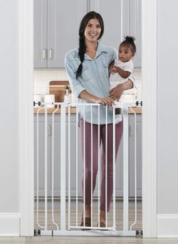 36.5-in x 41-in White Metal Safety Gate (New)