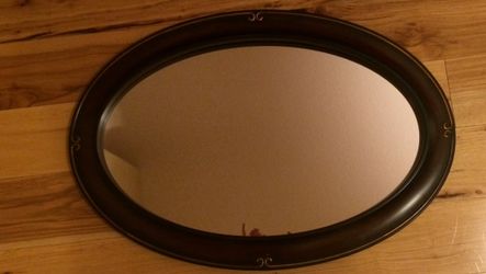 MAKE OFFER !!!! MIRROR FOR SALE !!!! I paid $189 at the POTTERY BARN !!!!