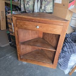 Cornor Table With Drawer.
