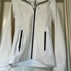 Lululemon size 6 jacket