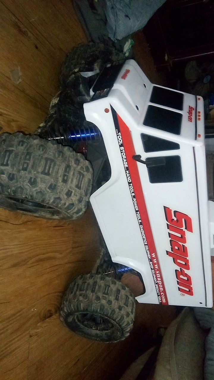 Traxxas Snap-on X-maxx Body