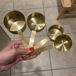 Gold Measuring Cups 