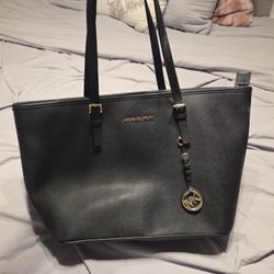 Micheal Kors Large Bag