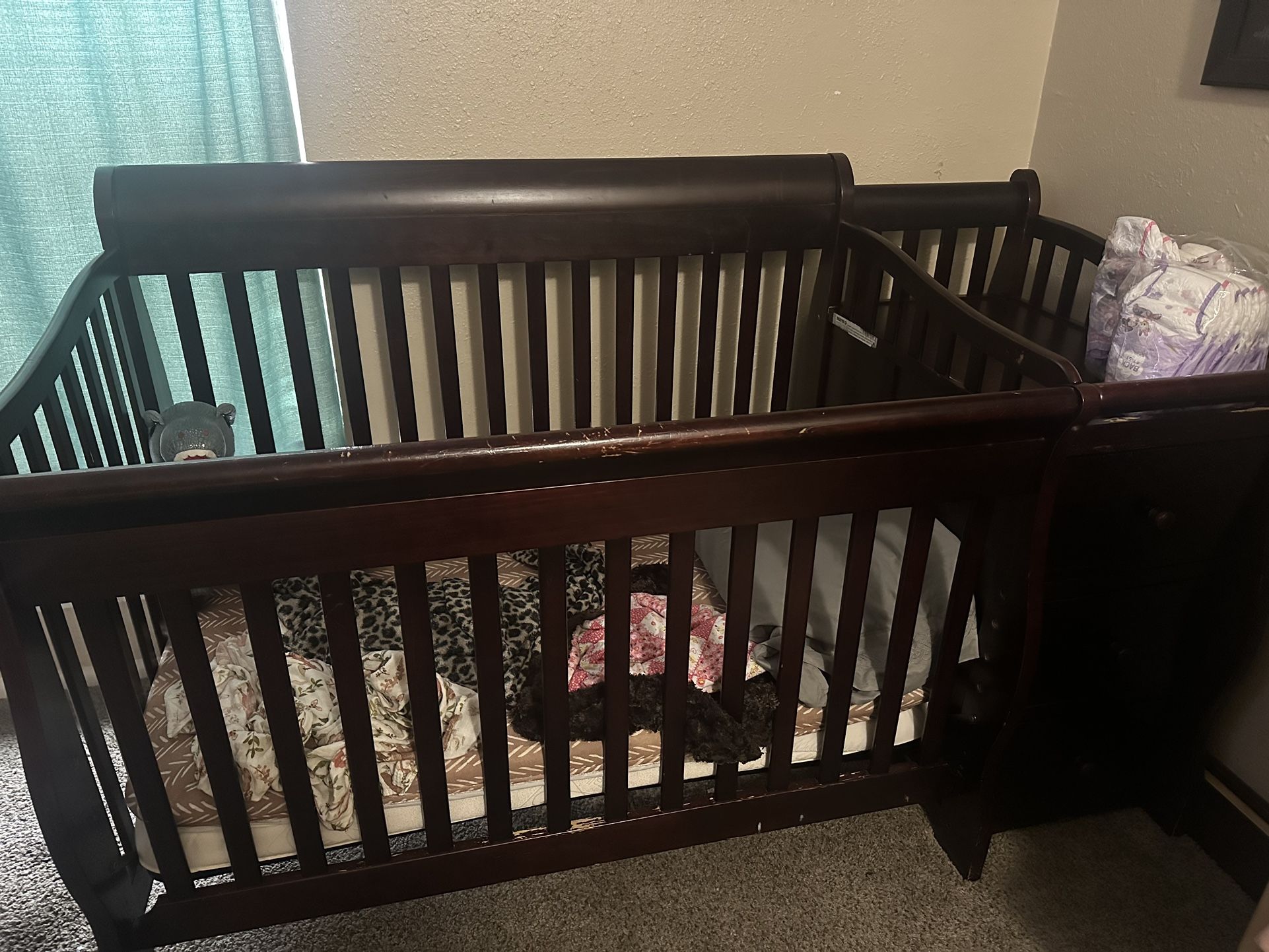 4 In 1 Crib And Changing Table