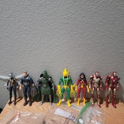Marvel Legends Captain America And Spider Woman Left