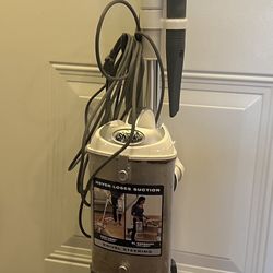 Shark lift Away Vacuum working