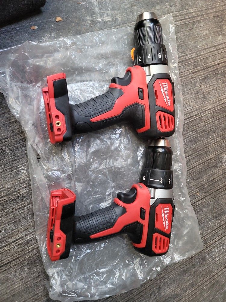 MILWAUKEE M18 1/2"(13MM) DRILL DRIVER NEW (TOOL ONLY)$90 EACH 