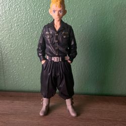 Takemichi Hanagaki figure from Tokyo Revengers 