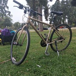 Trek 7.2 FX Hybrid Bicycle; size S