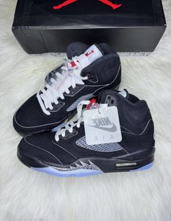 Jordan 5’s Metallic