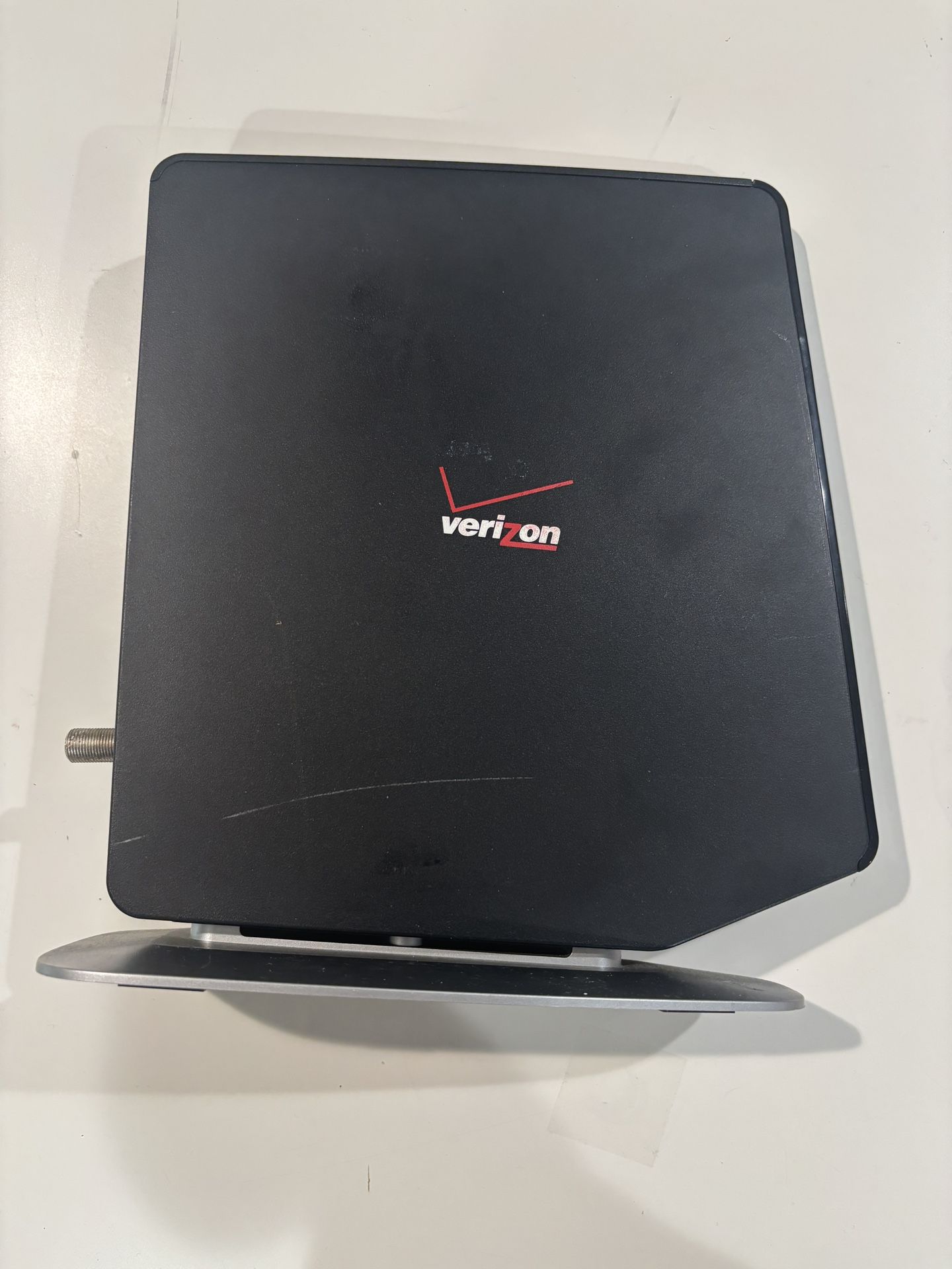 Verizon router. (Don’t Pay Monthly Fee)