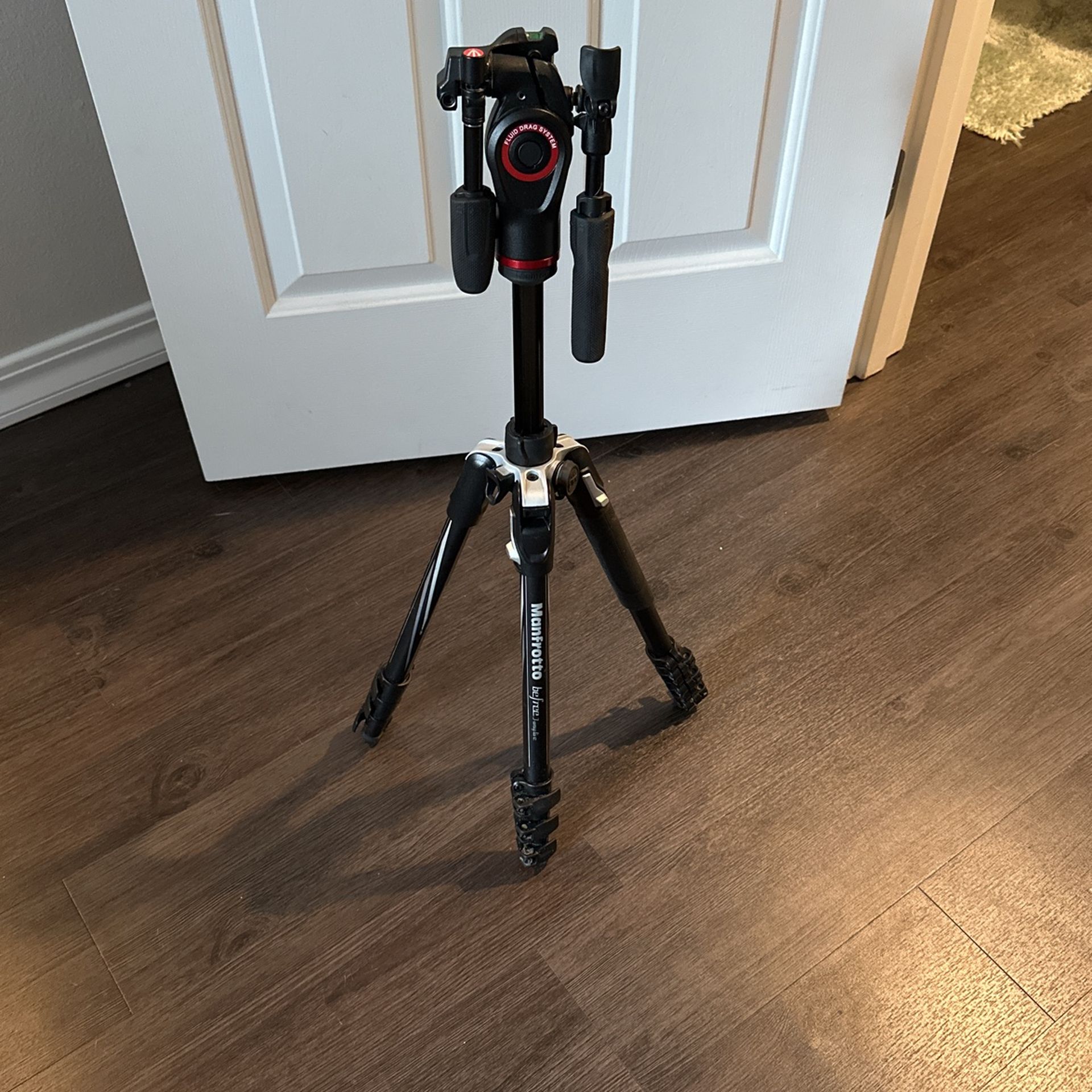 Camera Tripod! Manfrotto Be Free…