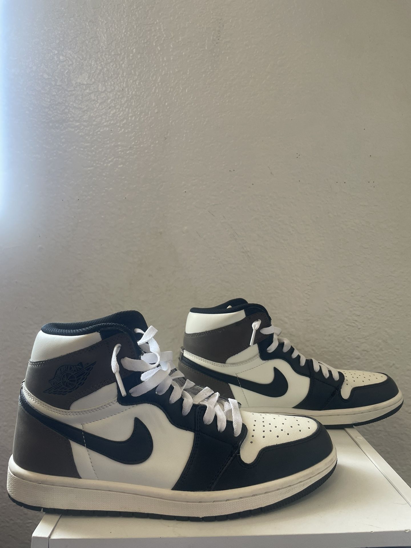 Jordan 1 Mocha