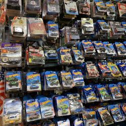Hotwheels For Sale Prices Range From $3 and Up 🚗👀🛻👍🏼