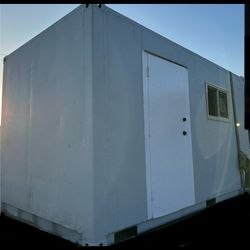 10 Foot Shipping Container/ Office Container