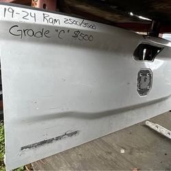 2019-2024 RAM 2500/3500 TAILGATE lid $375
