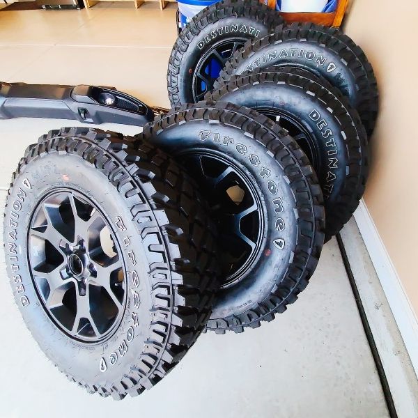 5wheels & 5 tires Firestone brand new by Vehicle jeep wrangler 2020