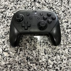 Nintendo Switch Pro Controller