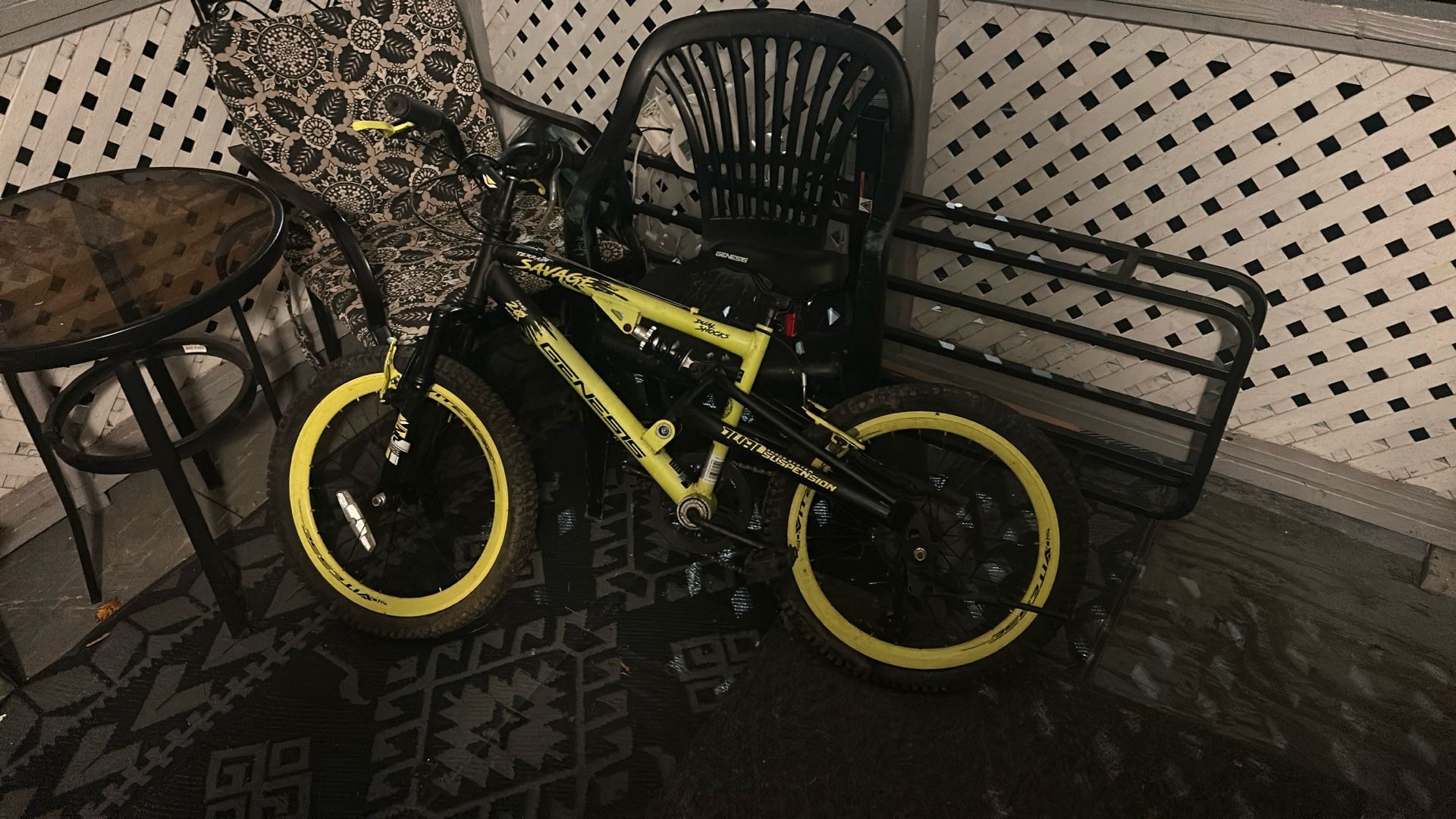 Terrain Savage Duel Shocks Neon Yellow/ Black
