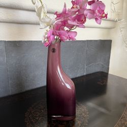 Asymmetrical Modern Vase  With Flowers 