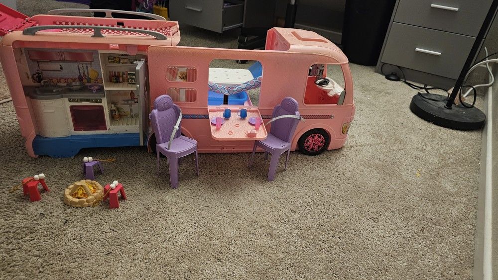 Barbie Camper Lot