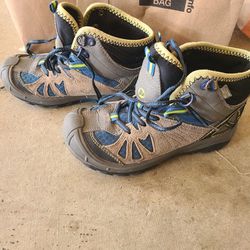 Merrill Hiking Boots