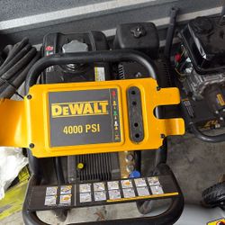 4000 psi DewAlt Pressure Washer Honda Engine 
