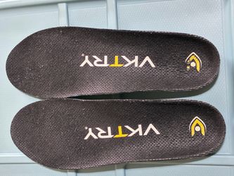 VKTRY insoles for Football / soccer . Works with basketball shoe also