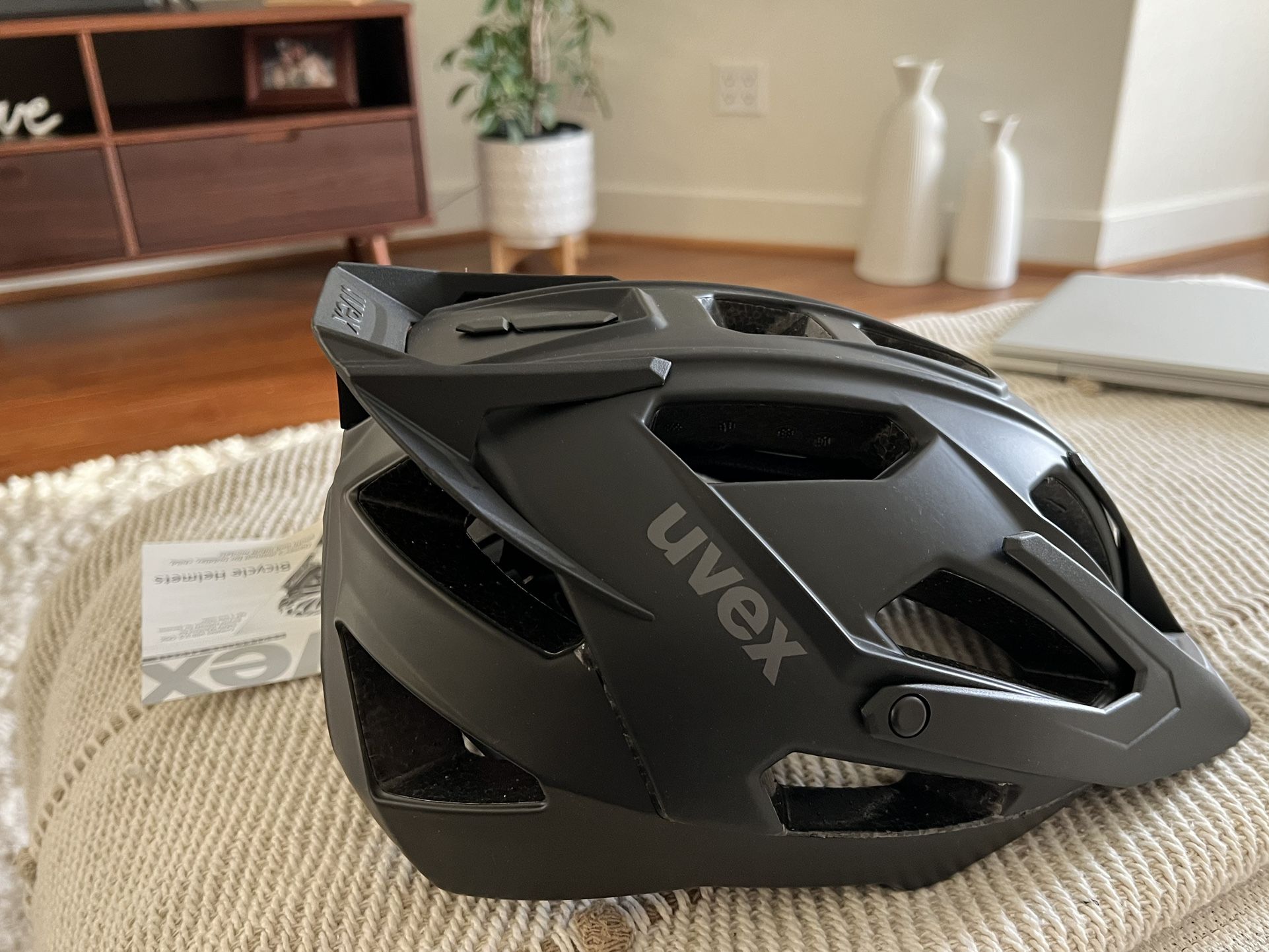 Uvex Quatro Pro Helmet