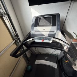 NordicTrack Elite 1000 Treadmill – Great  Condition!