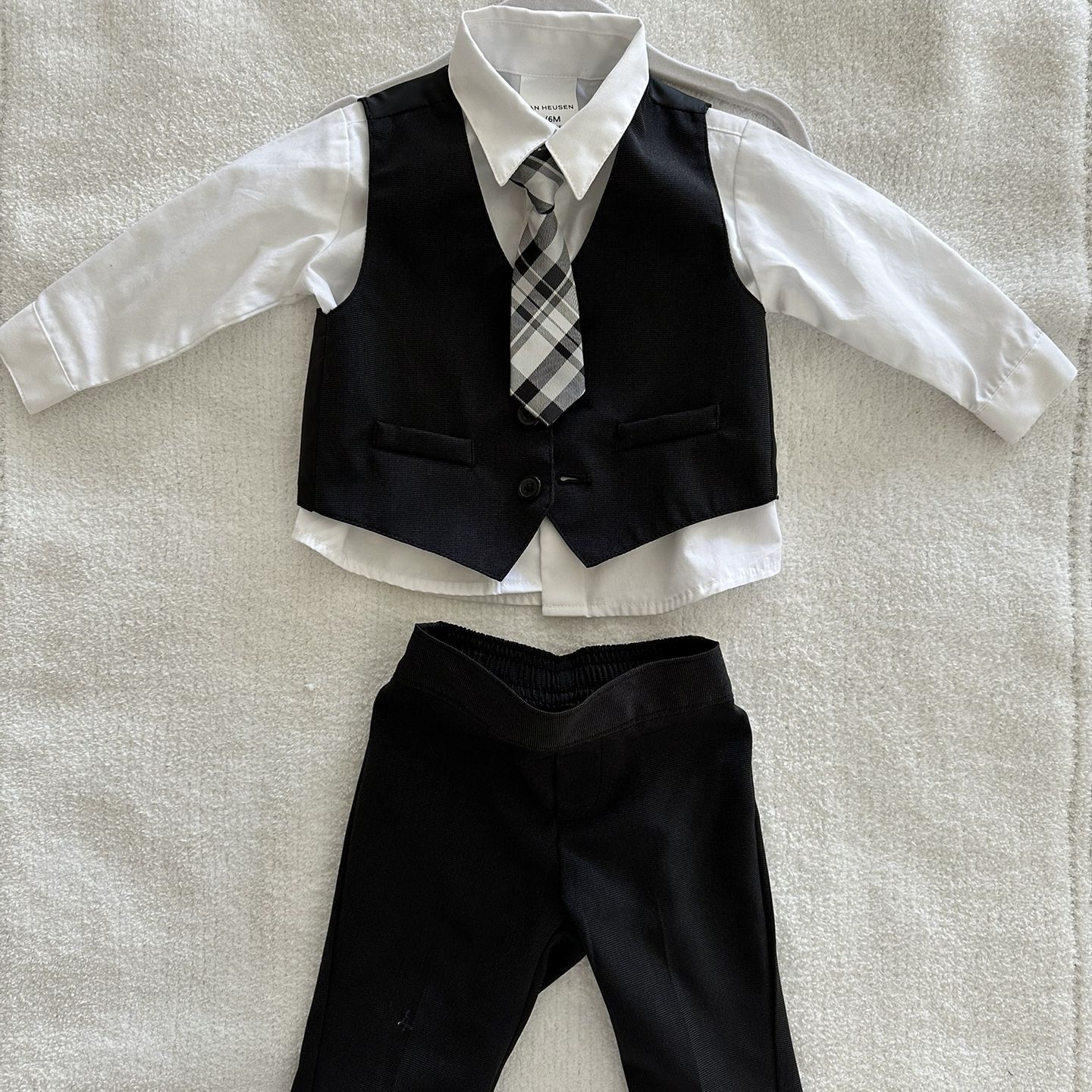  Baby Tuxedo Set Like-New (3-6 Months) - Worn Once