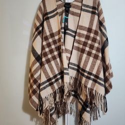 Marcus Adler NY BNWT Brown Shawl/Wrap