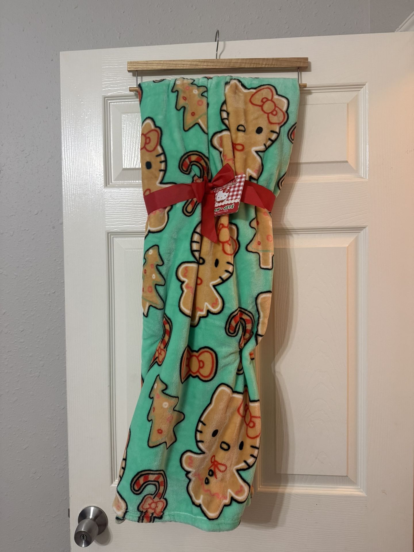 Hello Kitty Blanket
