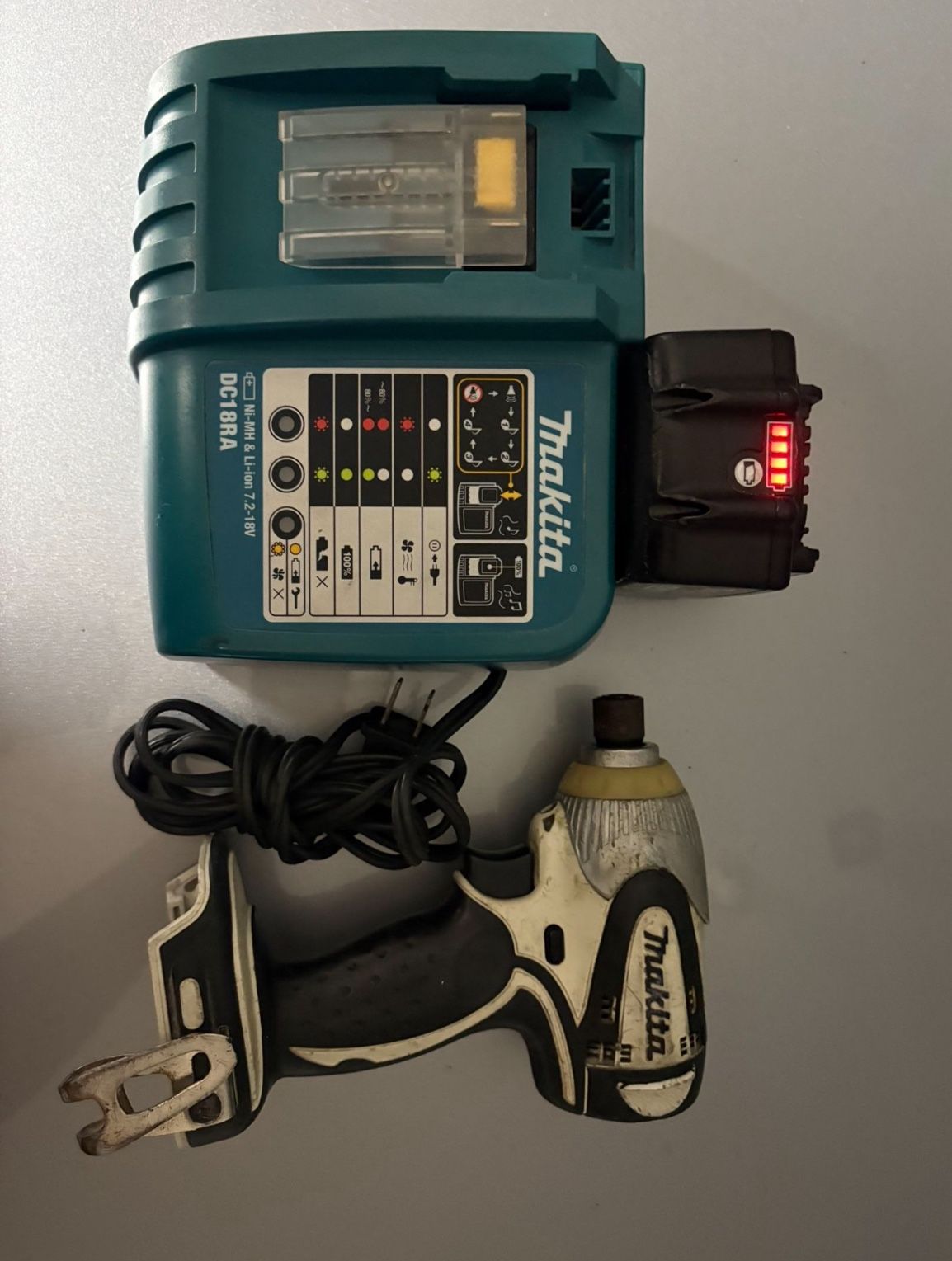 Makita BTD142 18V Lithium with Charger and 18v 5 Amp battery