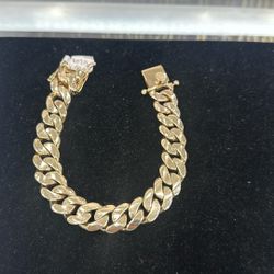 10k Gold Cuban Bracelet 