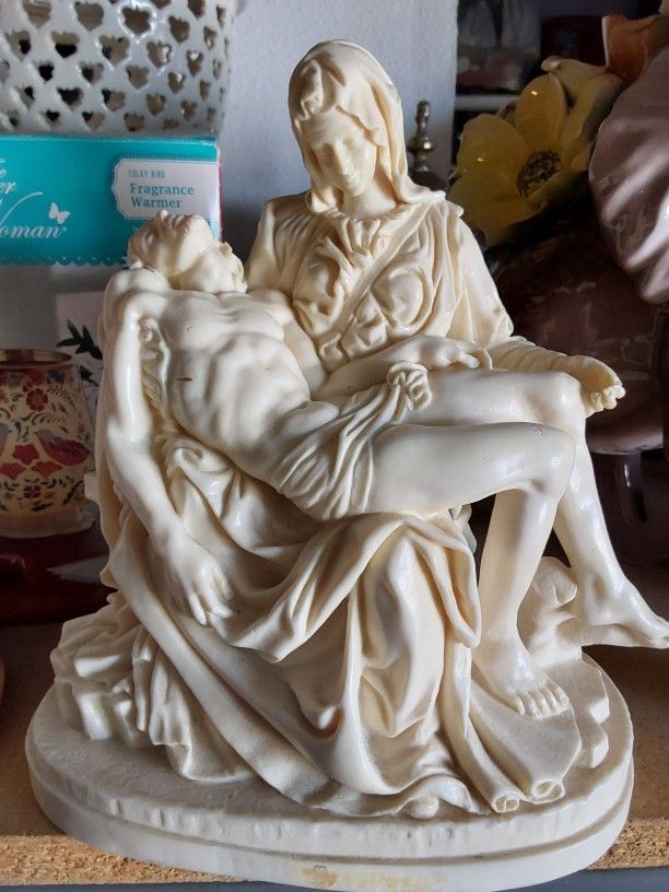 Statue