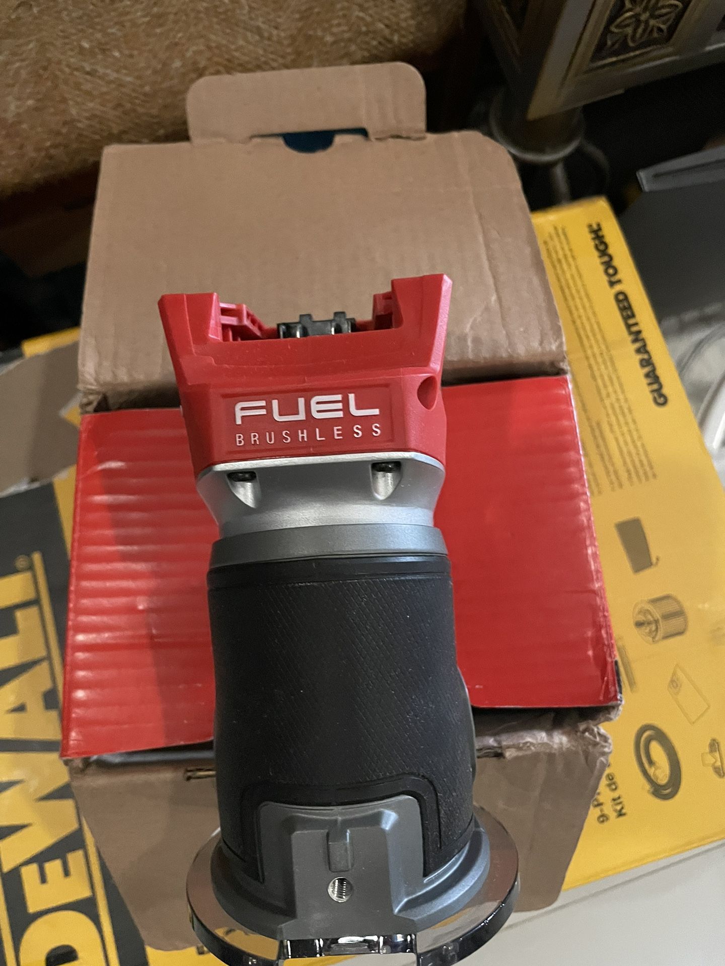 Milwaukee M18 Brushless Router