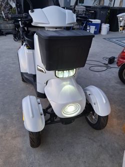 New electric scooter