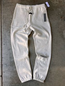 Essentials fear of god sweatpants