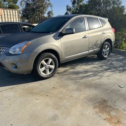 2013 Nissan Rogue 