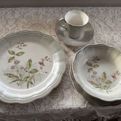 Vintage Japanese dinner set