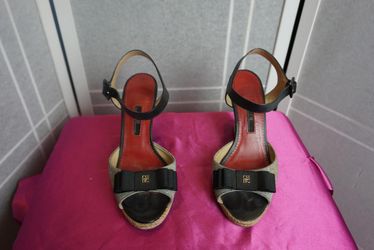 Carolina herrera Platforms