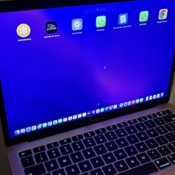 Apple MacBook Air 13.3in 