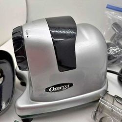Omega Juicer Fresh Juice Every Day positive available
